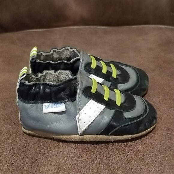 Robeez Leather Slippers 6-12m - Picture 2 of 9